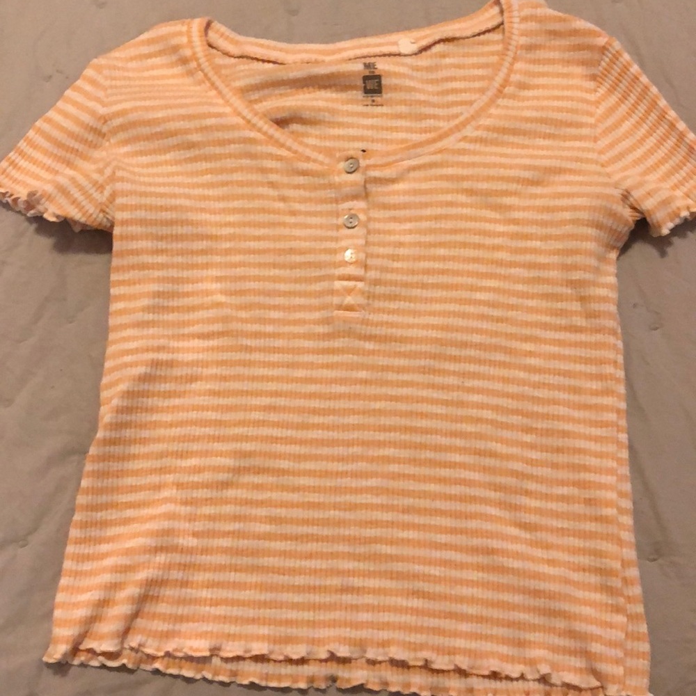 Yellow top with lettuce hem
